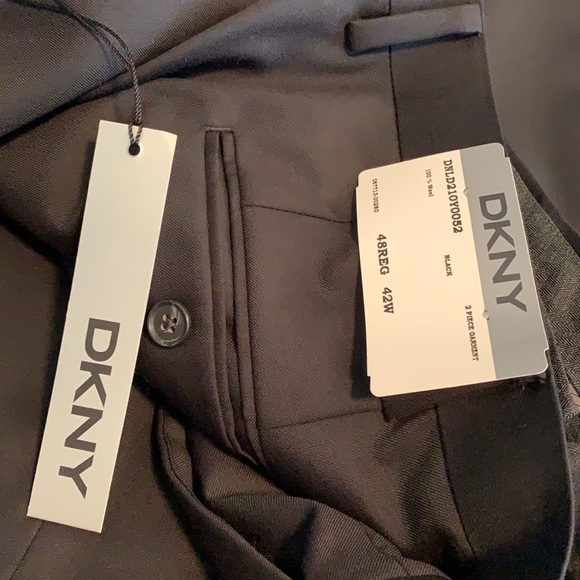DKNY Men’s wool suit